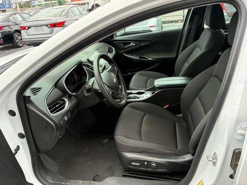 Used 2023 Chevrolet Malibu LT FWD image 7