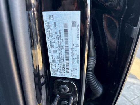 Used 2025 Ford F150 Raptor AWD/4WD image 25