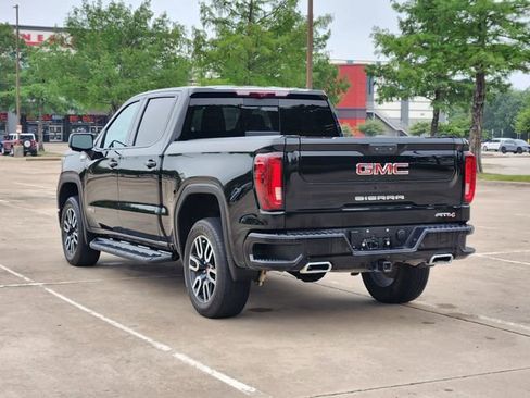 Used 2024 GMC Sierra 1500 AT4 w/ Technology Package AWD/4WD image 7