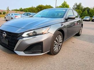 Used 2023 Nissan Altima 2.5 SV w/ SV Premium Package AWD/4WD video 1