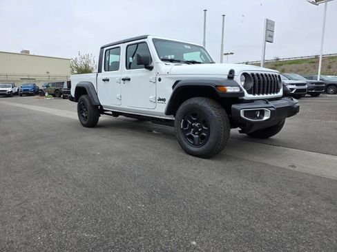 New 2026 Jeep Gladiator Sport image 9