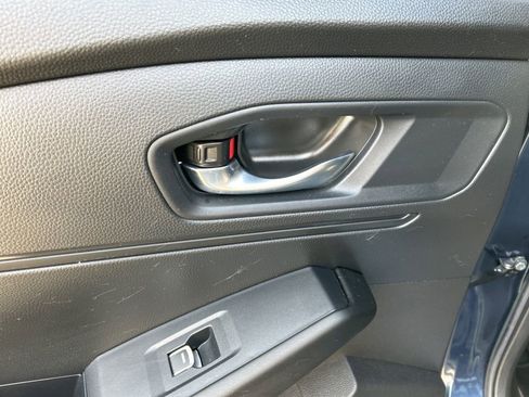 Used 2025 Honda Accord SE image 18