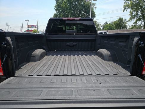 Used 2025 Chevrolet Silverado 2500 LT w/ Trail Boss Package AWD/4WD image 12