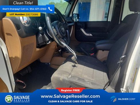 Used 2012 Jeep Wrangler Unlimited Sahara w/ Mopar Chrome Edition Group AWD/4WD image 9