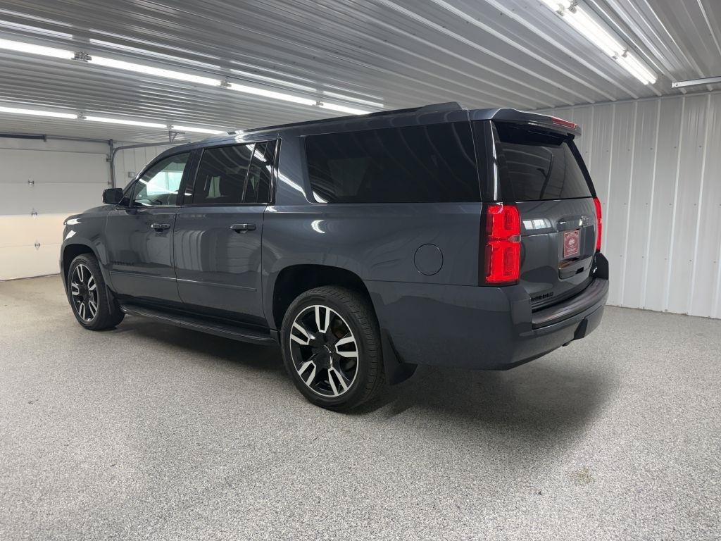 Used 2020 Chevrolet Suburban Premier AWD/4WD image 5