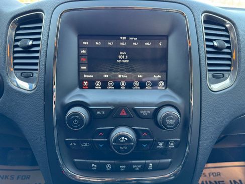 Used 2018 Dodge Durango GT AWD/4WD image 24