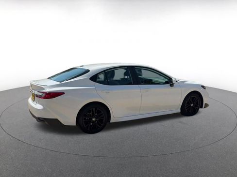 Used 2026 Toyota Camry SE FWD image 11