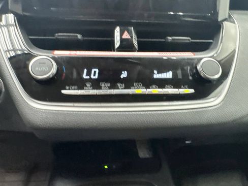 Used 2026 Toyota Corolla LE w/ LE Premium Package FWD image 21