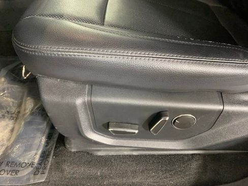 Used 2019 Ford Expedition Max XLT w/ Equipment Group 202A AWD/4WD image 20