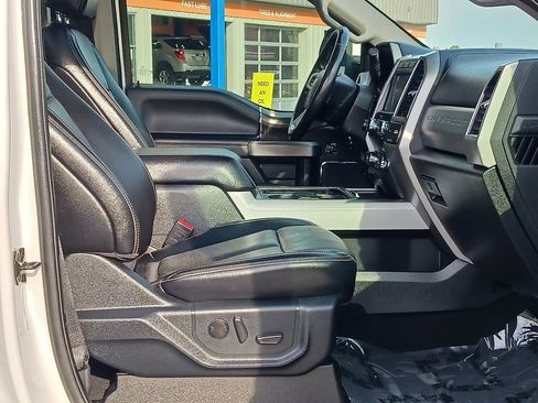 Used 2021 Ford F250 Lariat w/ Tremor Off-Road Package image 21