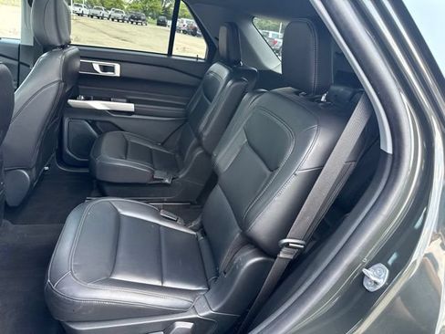 Certified 2023 Ford Explorer XLT w/ Equipment Group 202A AWD/4WD image 15