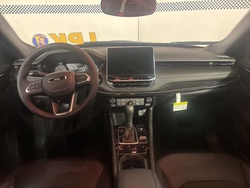 New 2026 Jeep Compass Latitude AWD/4WD image 29