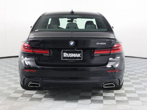 Used 2023 BMW 540i w/ Premium Package RWD image 5