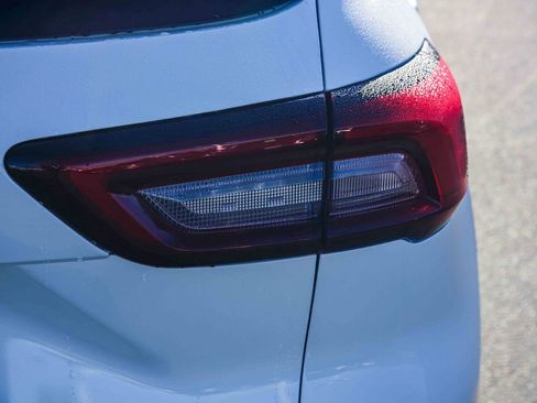 Used 2025 Ford Escape ST-Line w/ Equipment Group 301A image 7