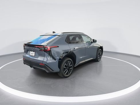 New 2026 Subaru Solterra AWD/4WD image 8