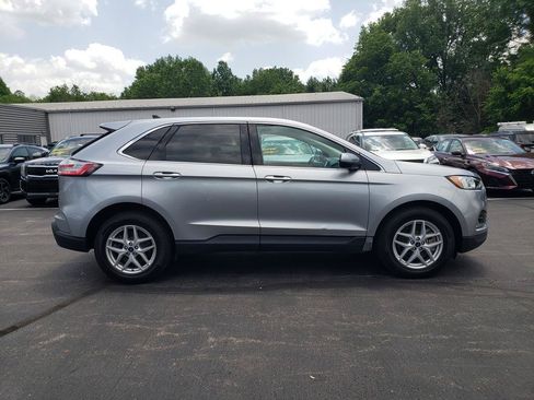 Used 2022 Ford Edge SEL w/ Convenience Package AWD/4WD image 4