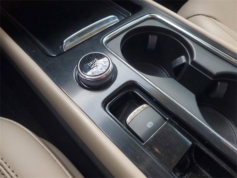 Used 2020 Lincoln Corsair Standard image 29