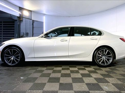 Used 2020 BMW 330i xDrive Sedan w/ Premium Package image 2