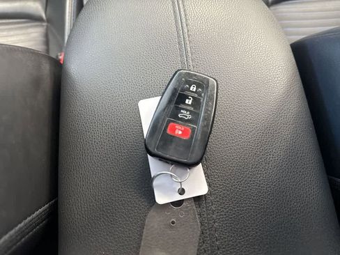 Used 2020 Toyota RAV4 XSE image 35