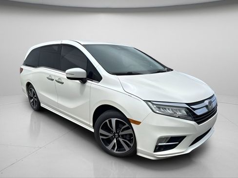 Used 2019 Honda Odyssey Elite image 5