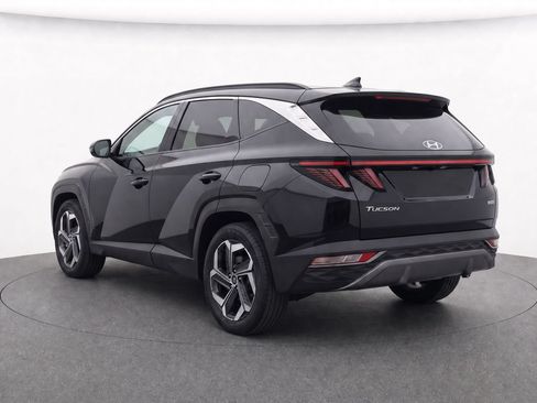 Certified 2022 Hyundai Tucson Limited AWD/4WD image 3