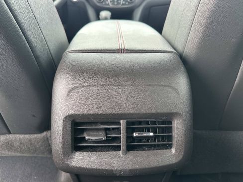 Certified 2024 Chevrolet Equinox RS FWD image 13