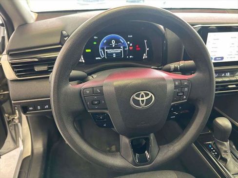 Certified 2025 Toyota Camry LE FWD image 19