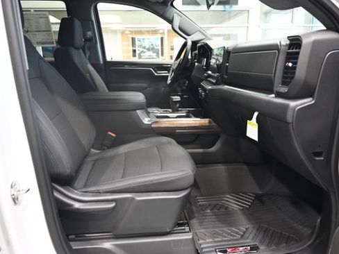 New 2026 Chevrolet Silverado 1500 RST AWD/4WD image 13