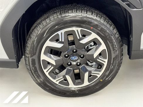 New 2026 Subaru Forester Premium AWD/4WD image 31
