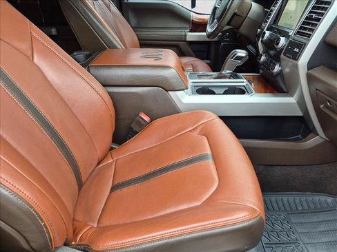 Used 2019 Ford F150 King Ranch w/ Equipment Group 601A Luxury AWD/4WD image 19