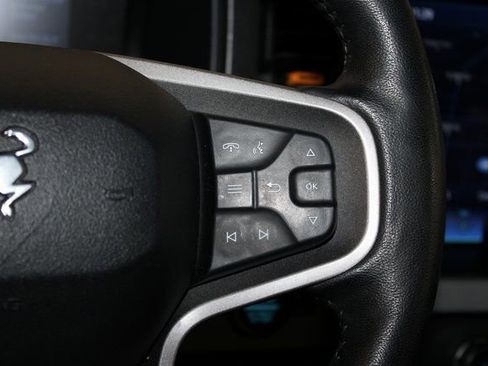 Used 2022 Ford Bronco Badlands image 25