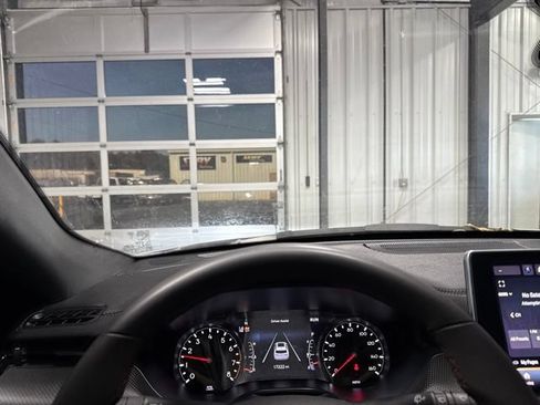 Used 2025 Jeep Compass Trailhawk AWD/4WD image 7