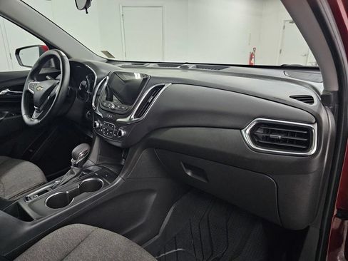 Certified 2024 Chevrolet Equinox LT FWD image 13