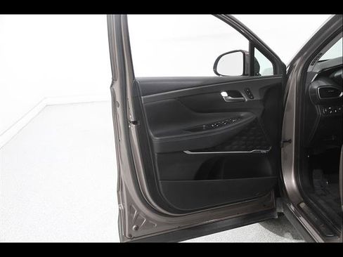 Used 2019 Hyundai Santa Fe FWD image 4