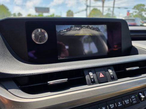 Used 2021 Lexus ES 350 w/ Accessory Package FWD image 15