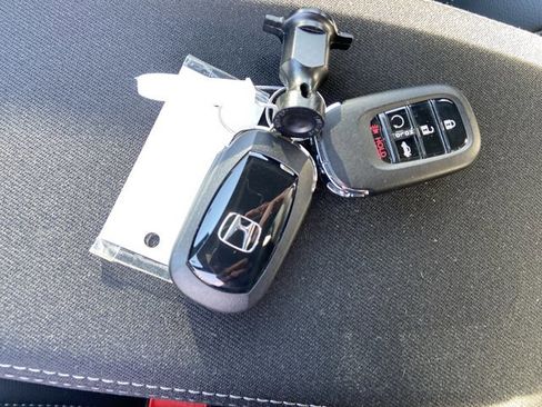 Used 2023 Honda Civic Sport image 40