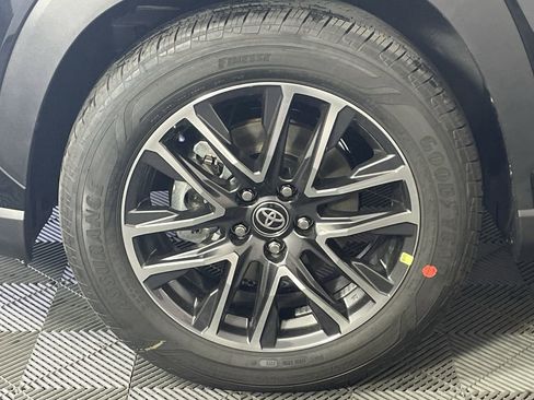 New 2026 Toyota Corolla Cross XLE image 9