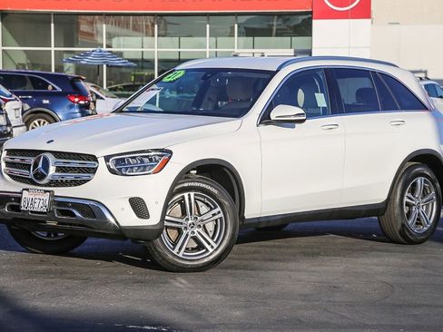 Used 2021 Mercedes-Benz GLC 300 4MATIC image 2