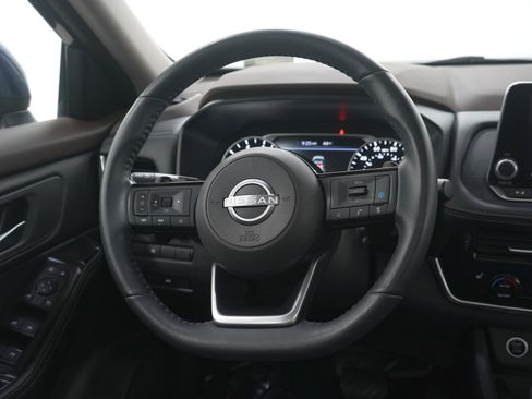 Used 2023 Nissan Rogue SV w/ SV Premium Package image 17