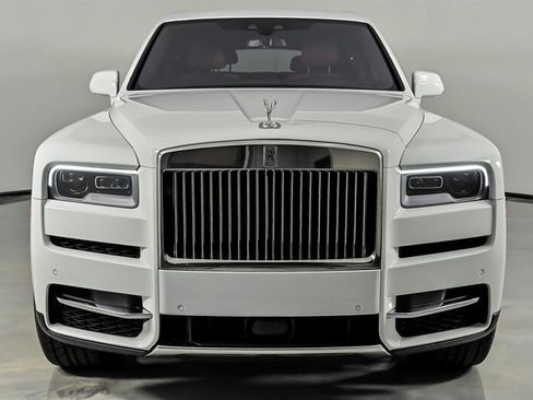 Used 2021 Rolls-Royce Cullinan AWD/4WD image 5