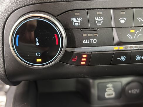 Used 2024 Ford Escape ST-Line image 24