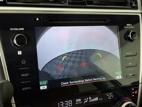 Used 2018 Subaru Outback 3.6R Touring AWD/4WD image 4