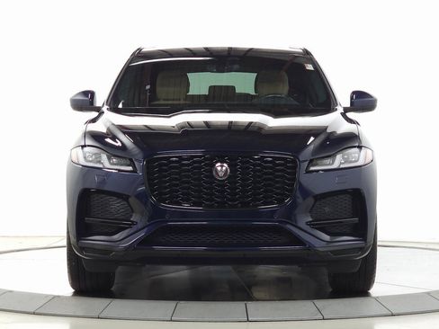 Used 2022 Jaguar F-PACE S image 11