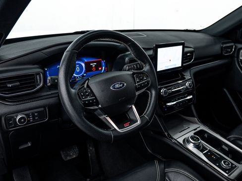 Used 2022 Ford Explorer ST w/ Equipment Group 401A image 10