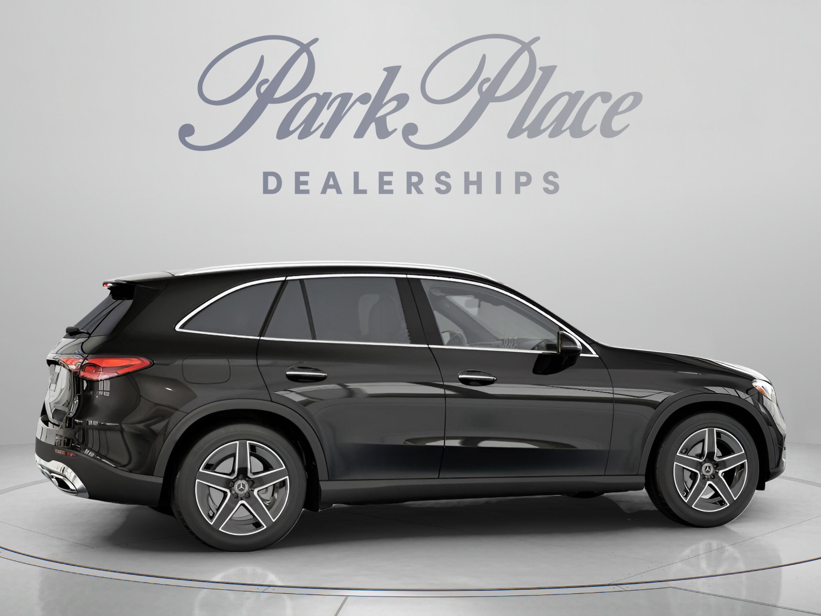 Used 2026 Mercedes-Benz GLC 300 image 24