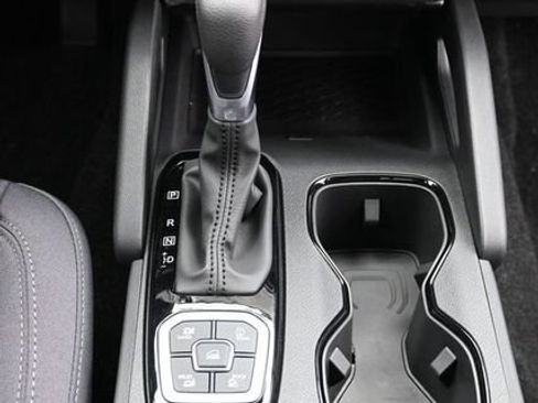 New 2026 Nissan Frontier SV AWD/4WD image 32