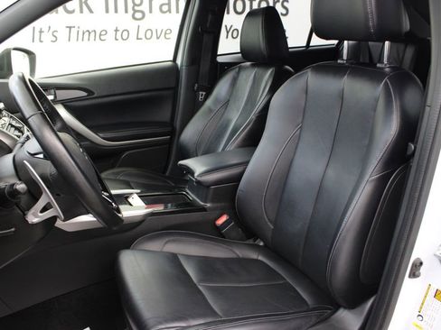 Used 2025 Mitsubishi Eclipse Cross SEL AWD/4WD image 14