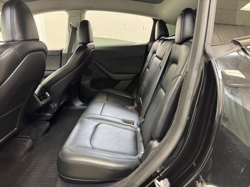 Used 2023 Tesla Model Y Long Range image 17