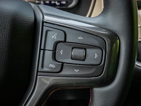Used 2024 Chevrolet Suburban RST RWD image 20
