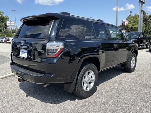 Used 2024 Toyota 4Runner SR5 RWD image 3